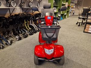 2e hands Scootmobiel - Occasion : 2 maanden jonge scootmobiel Ceres Special Edition 15km/h-Rood